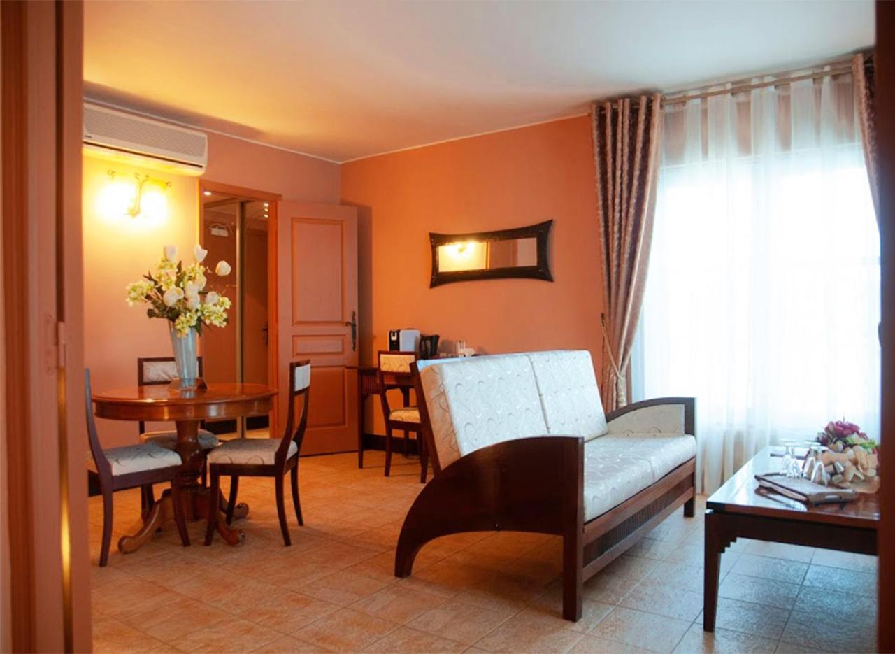 Le Grand Hotel Diego Antsiranana Zewnętrze zdjęcie